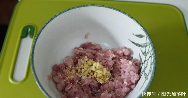 爱吃肠粉不用买,学会配方,在家也能做,爽滑细嫩比买的好吃