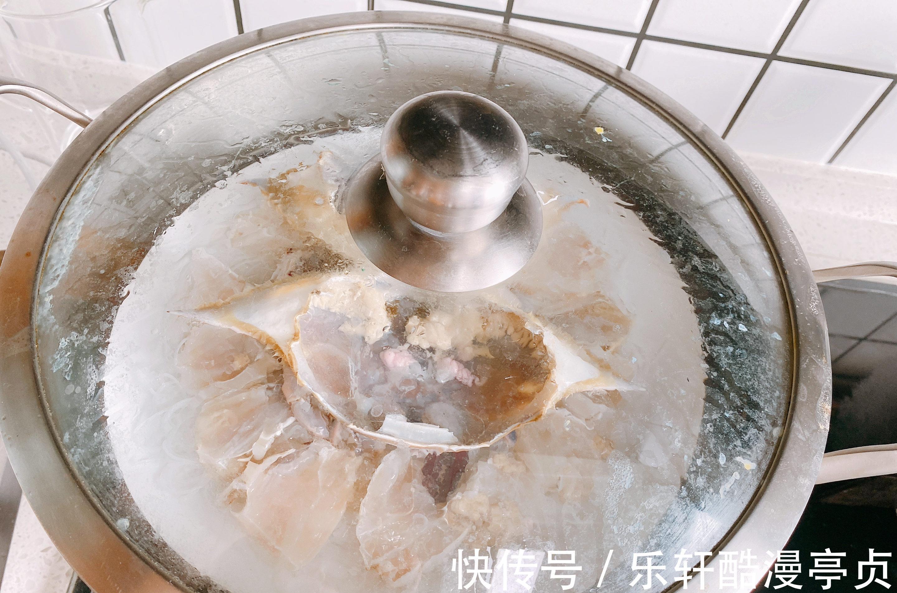 葱油梭子蟹|江浙沪时令菜“葱油梭子蟹”,掌握2点,肉质细嫩,鲜得掉眉毛