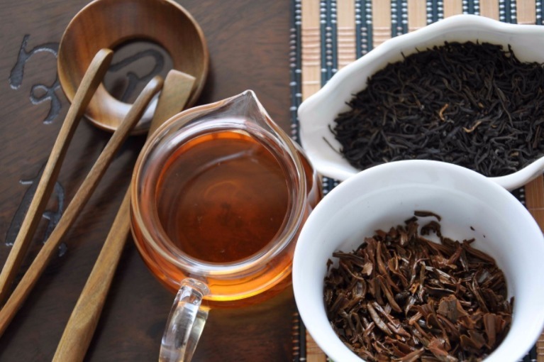 茶叶不能拿来养花,全扔了,真傻!一加工制肥,啥植物都能用