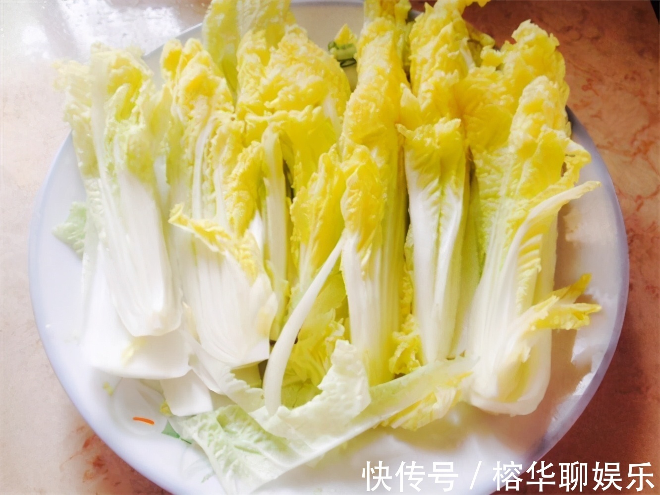 瘦身|女性担心老太快,多吃3种食物,清理肠胃,排毒瘦身,肌肤更细腻