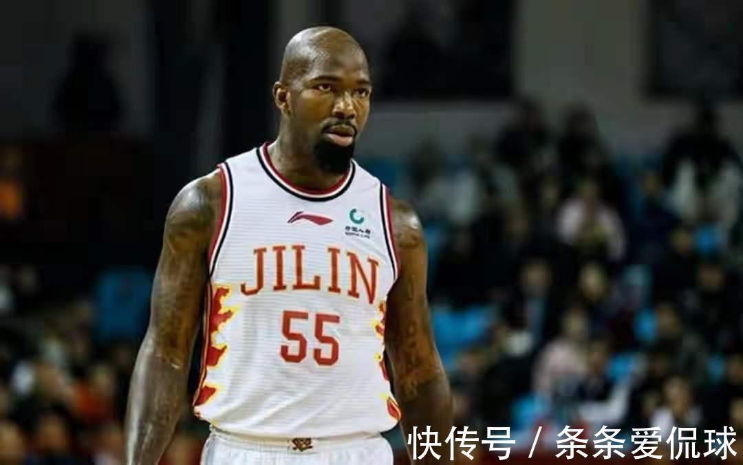外援|CBA4消息,深圳遭遇4连败,琼斯再回暖,王治郅送礼德克