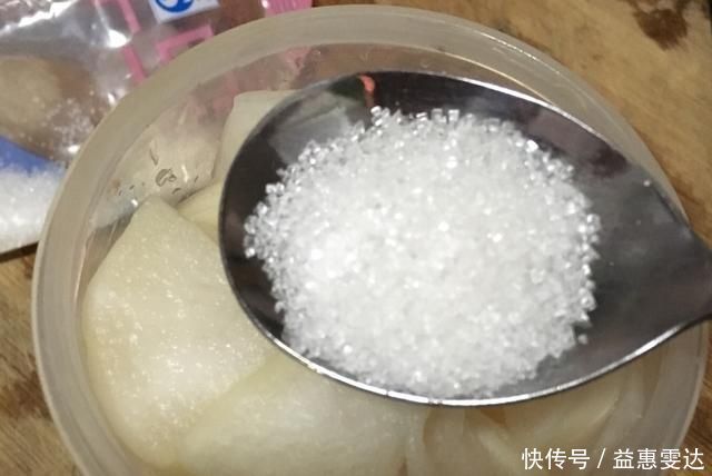 这才是腌萝卜的传统做法,萝卜爽脆不回软,腌上30斤,开胃下饭