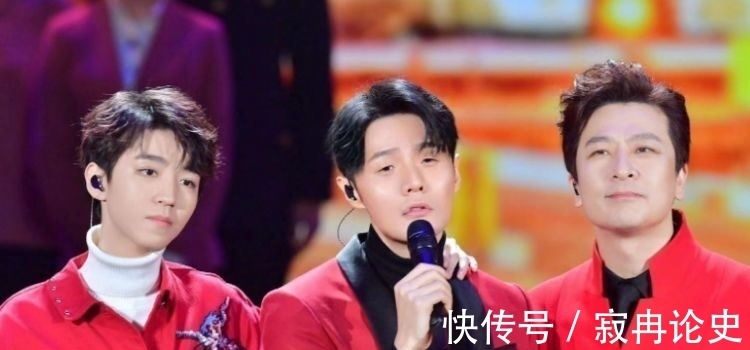 央视春晚每年的一群观众他们是怎么买票的?看完长见识了