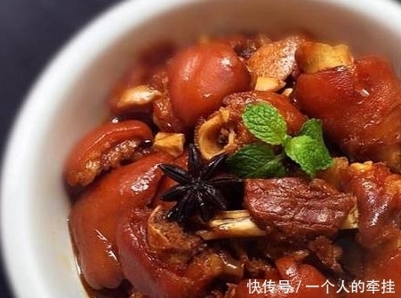  饭店不外传的猪手10种做法，很多人都没吃过，没收藏的都后悔了