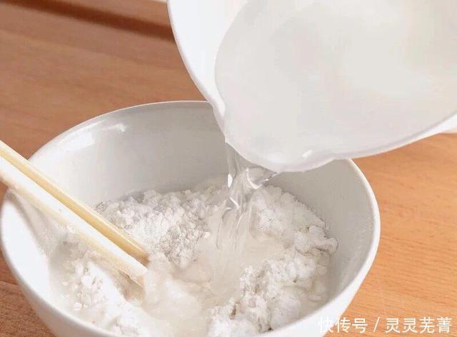 炸藕|外酥里嫩的炸藕夹,告诉你一个小妙招,藕夹好看又好吃!