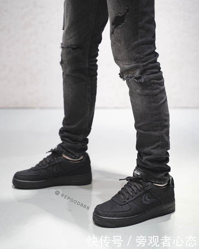 下月狠货数不过来!Yeezy红字、自动系带AJ