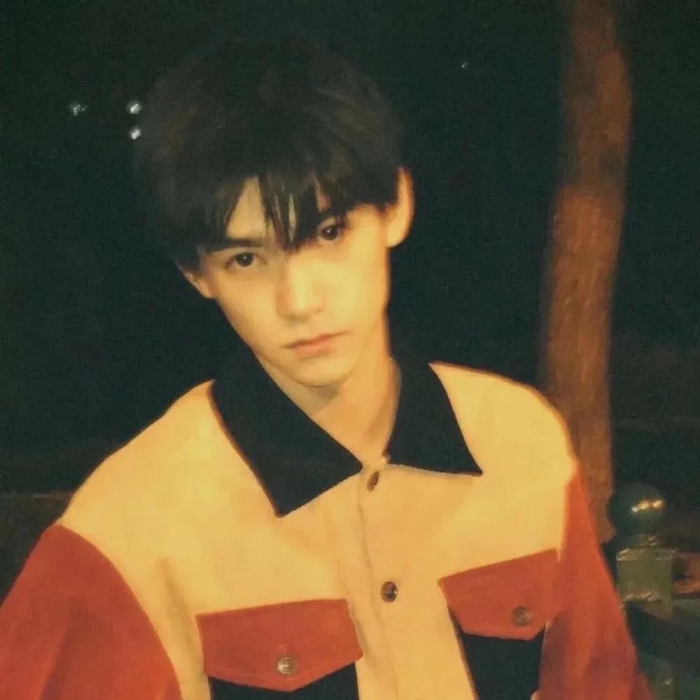 爱不释手|微信头像 爱不释手