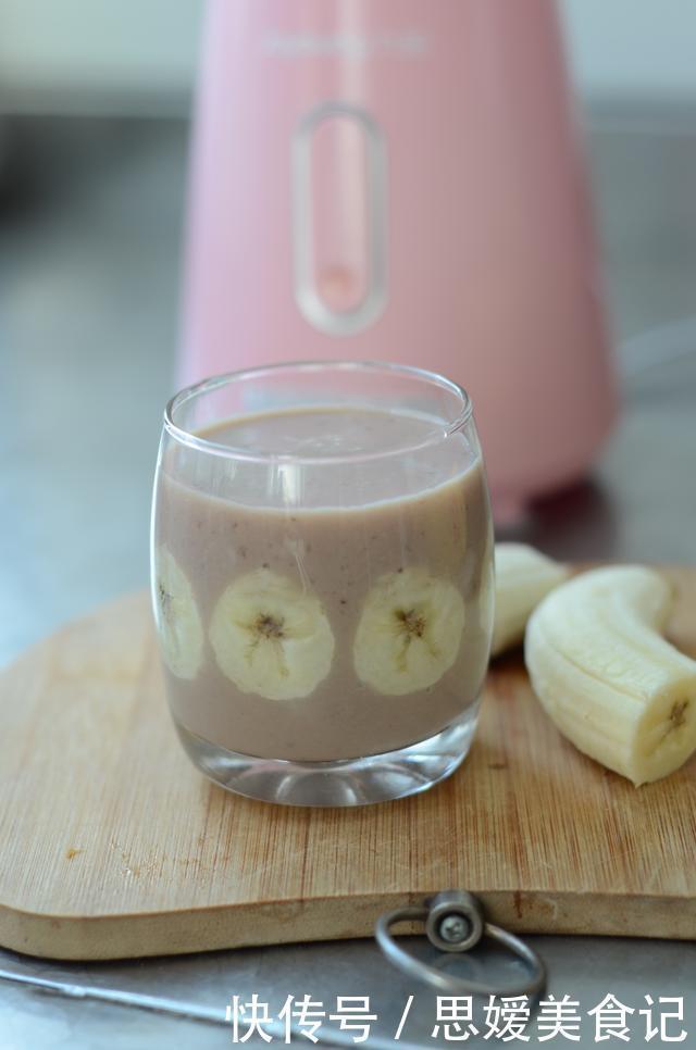 牛奶|香蕉和这“天生一对”,坚持每天吃,不失眠不便秘,肚腩消失了!