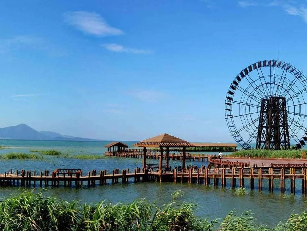 浙江有座城市因太湖得名，却没有苏州无锡有名，地位有点尴尬