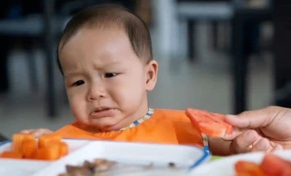 男孩|13岁初三男孩一年身高增15CM,1物有助身高“增长”,秋季可多吃