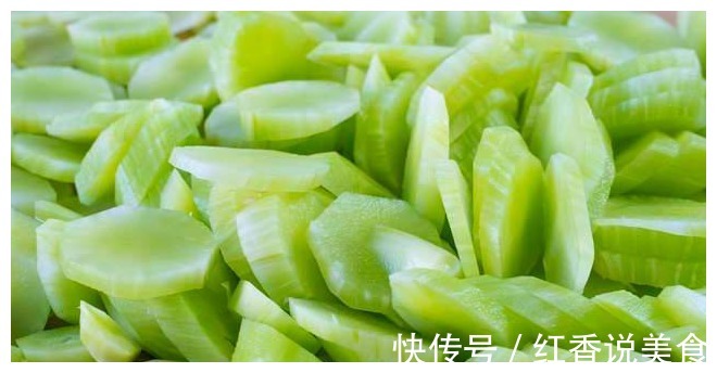 这5种蔬菜晒干后，比新鲜的好吃太多！炖肉炒菜都行，放1年不坏