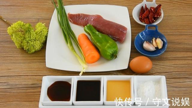 老厨师酒后揭秘:不论炒任何肉,只要多放一勺它,爽滑干脆不粘锅