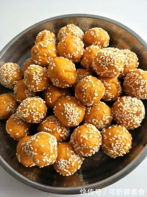 红薯别再煮着吃了,教你新的做法,香甜酥脆,一口一个真过瘾