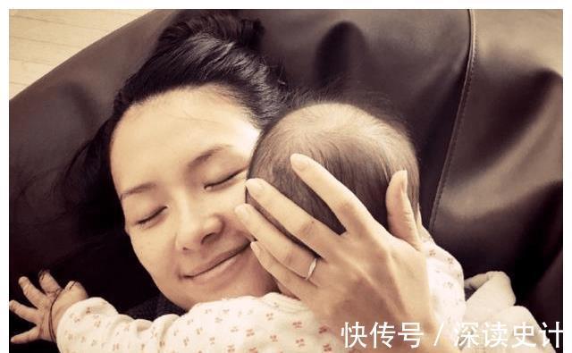 男孩|为什么男宝宝要多抱抱?心理学家给出答案,我们一直在伤害男孩?