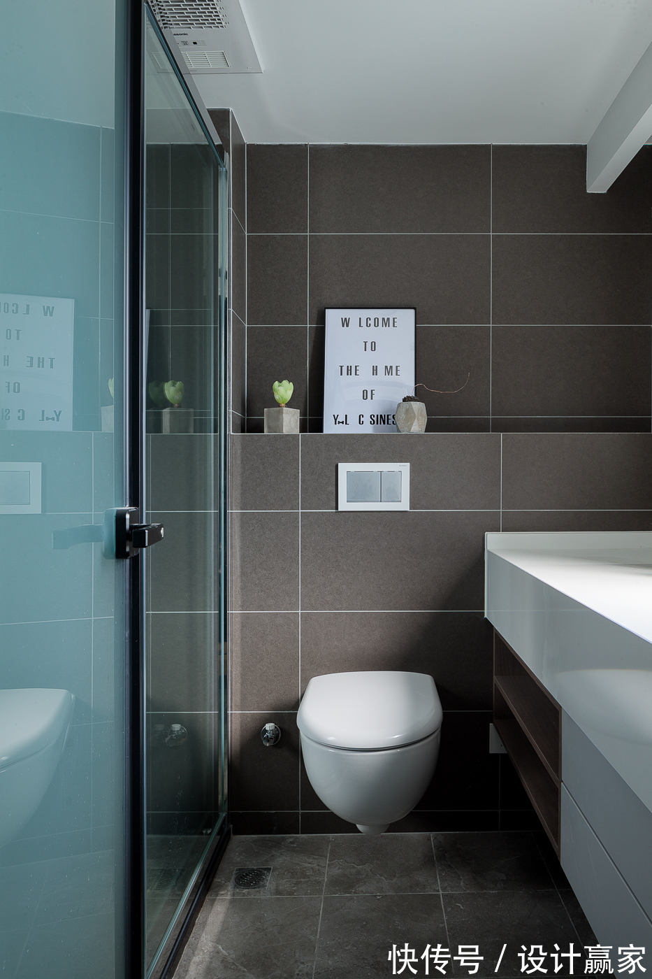 四居|125㎡简约四居,黑白灰+暖色,一眼就爱上,无以复加