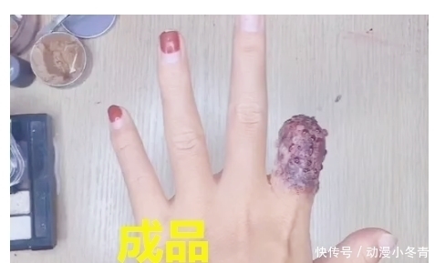 手指$美术生画被“丧尸咬过的手指”,本以为在乱画,看见成品:快去医院