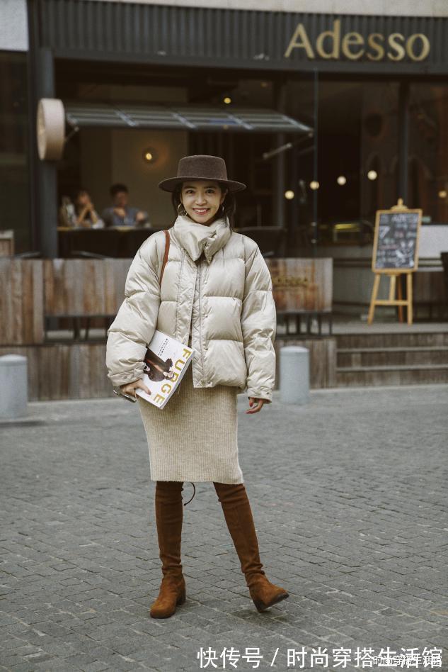 三木|女人尽量不要羽绒服配围巾,学学三木这样穿,时髦耐看又大方