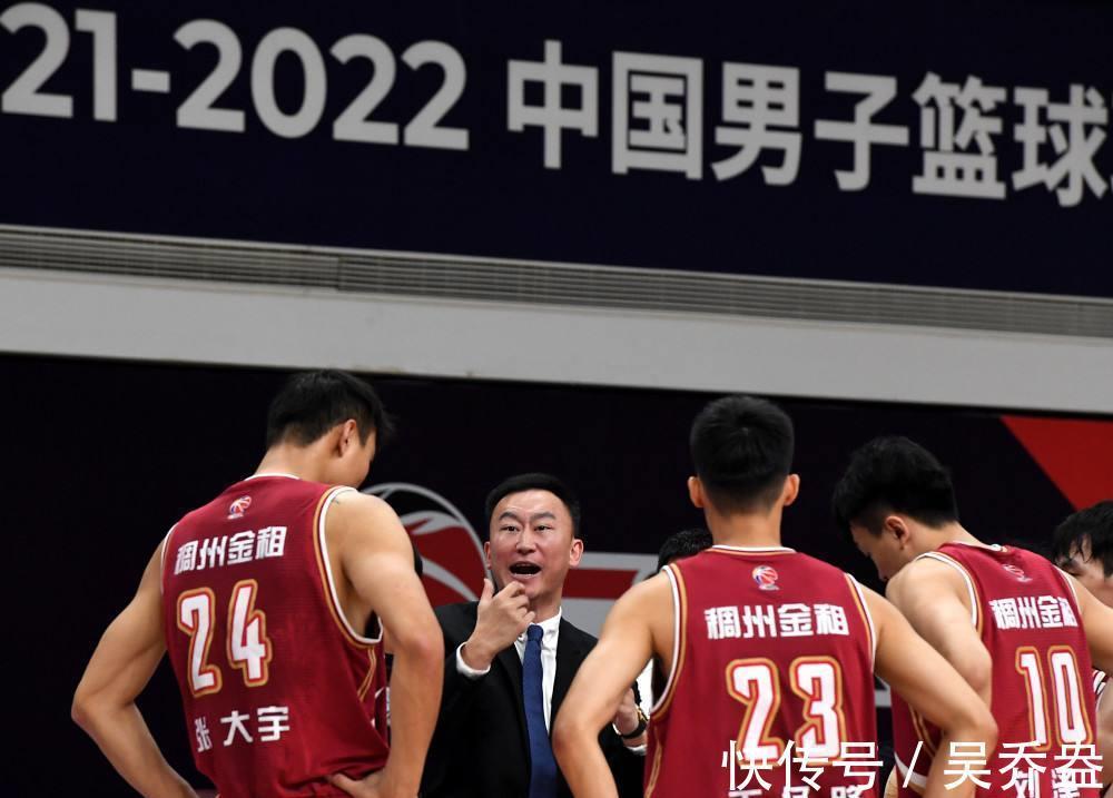 辽宁队|截止目前,CBA四支球队稳进季后赛,广东队冲四强异常艰难