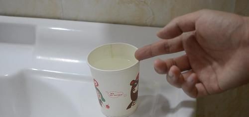 风油精|你家有风油精吗？这个用途太聪明了，一年能省不少钱，涨知识了