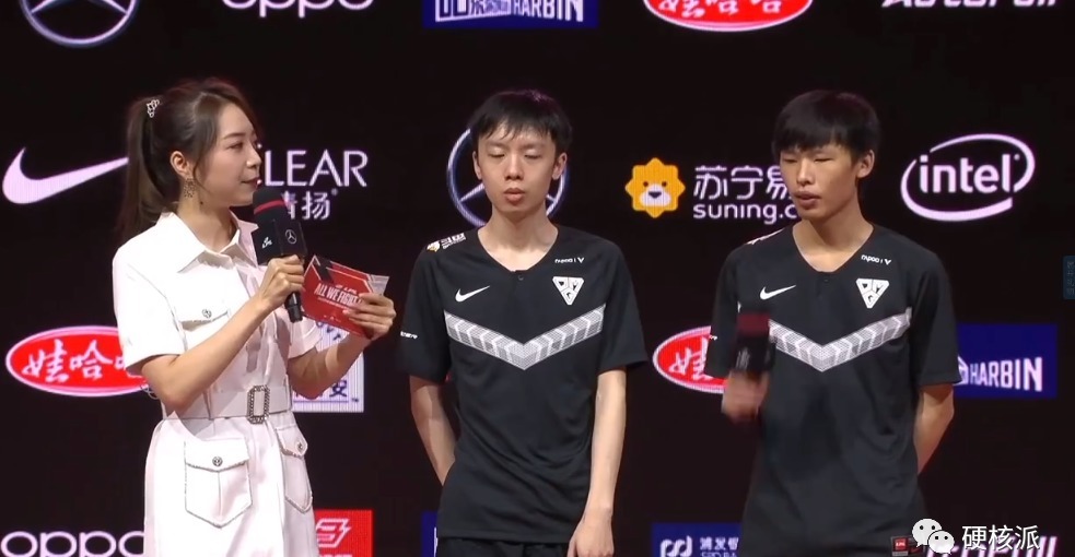 RW|【硬核日报】OMG2:1战胜RW FPX调侃Caps换新壁纸