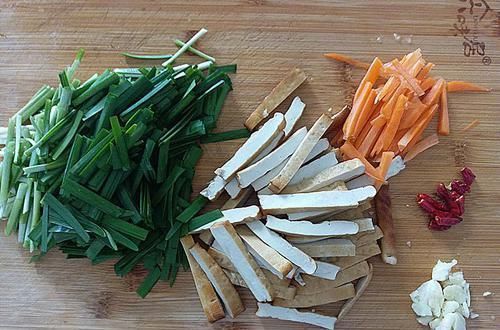 它是天然“通便菜”,三天两头吃,排出隔夜黑宿便,比开塞露强