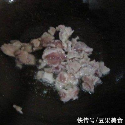 好吃不贵的蒜薹炒肉丝做法，超级入味，老人小孩都爱吃