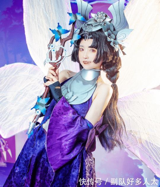 showgirl|2021CJ逛展第三日：ChinaJoy最美COS？看完我都流鼻血了