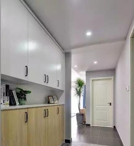 收纳|入户还在打鞋柜太不实用不如直接打一排柜,好处太多了