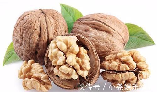 核桃|核桃早上吃还是晚上吃终于有答案了,告诉你最适合吃核桃的时间