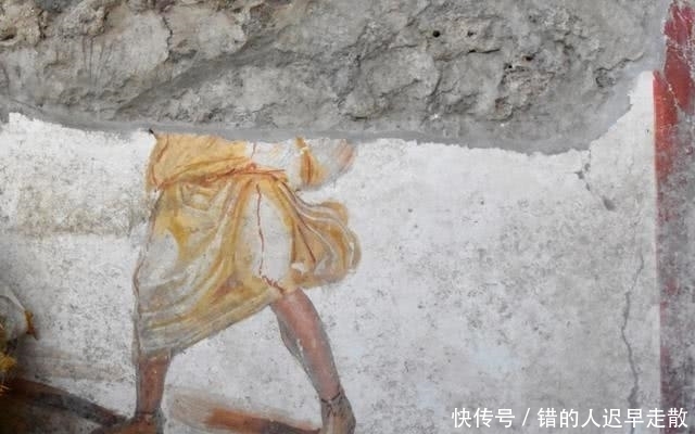 古代角斗士如何认输?庞贝新挖出的壁画揭秘:伸出一根手指指天
