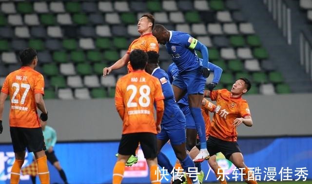海港|無獨(dú)有偶！兩大中超雇傭軍雙雙被摁著摩擦 有錢不一定買來成績(jī)