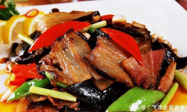 香气扑鼻|饭店炒的腊肉为什么好吃有这一步,风味独特香气扑鼻,很下饭