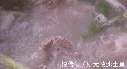 煮汤盐放多了,千万别加水,教你一招,盐味立马减少汤味更鲜!