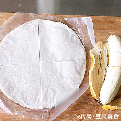 酥得掉渣的香蕉派太好吃了 | 手抓饼版