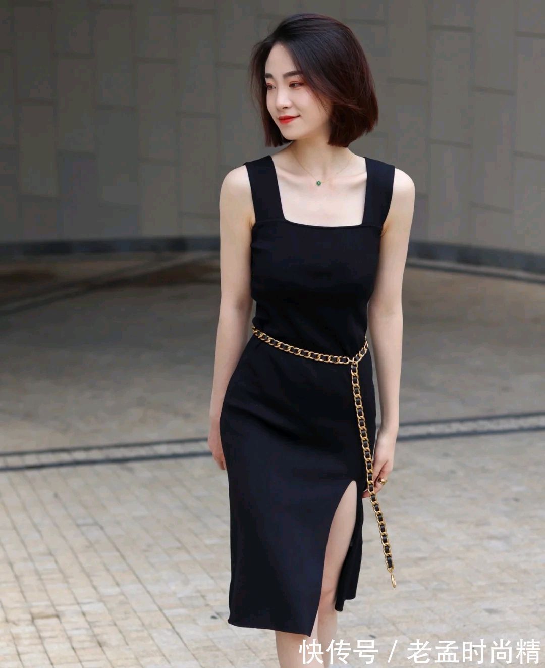 简约|成熟女人怎么穿才好看呢?简约温柔的穿搭就很不错,高级又有魅力