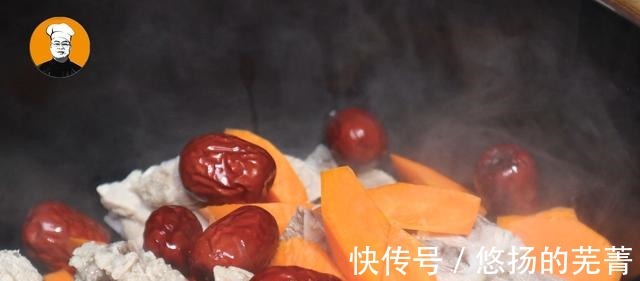 排骨和苹果一起炖，原来好处这么多，老人小孩都适合，快来学学吧！