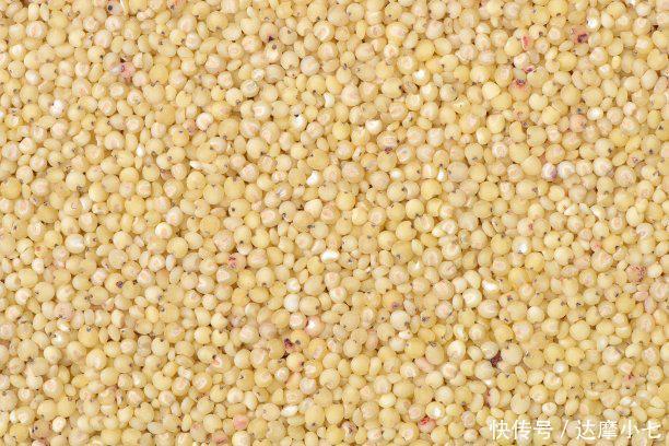 转告|转告家人:经常失眠,常吃3谷,多吃3果,常做3事,晚上睡的香