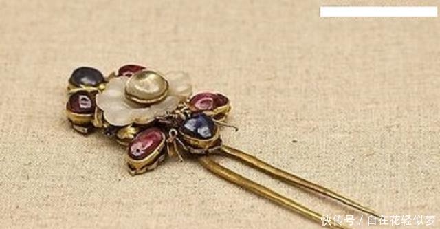 地位|头上的钗子决定女子的地位,贵妃的是金钗,皇后的叫什么!