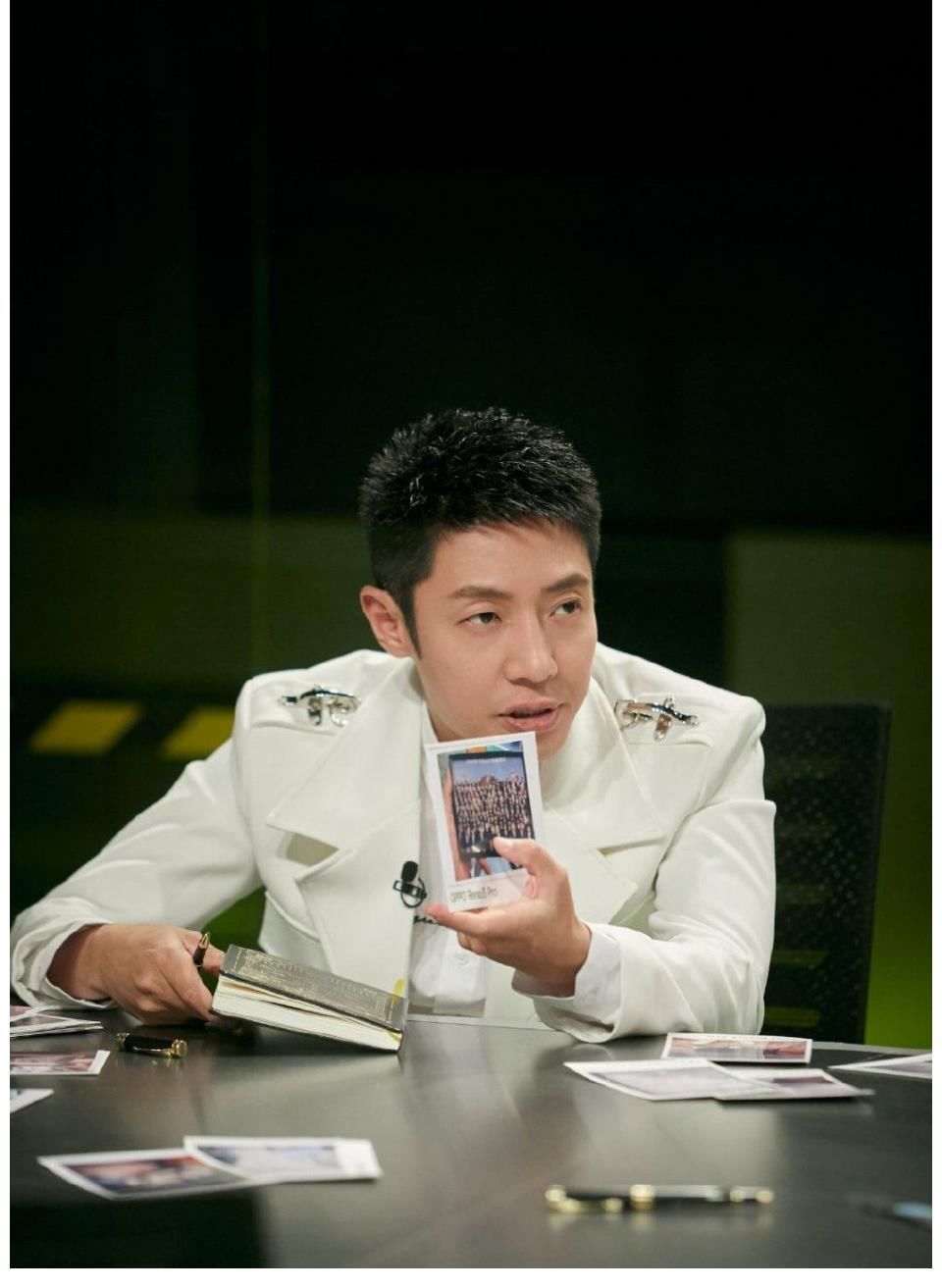 网曝大侦探7明星阵容，何炅张若昀王鸥领衔，撒贝宁没来有苦衷？