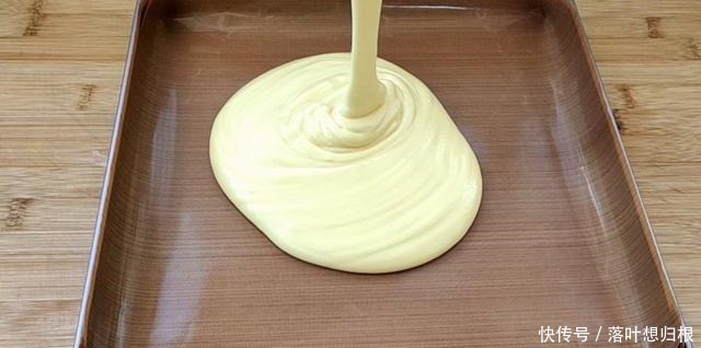 这才是蛋糕卷的正确做法,不开裂不掉皮,高颜值,味道超赞