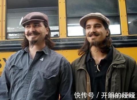 轮回转世&是否有轮回转世翻看百年前老照片,发现跟现在的人长得一模一样