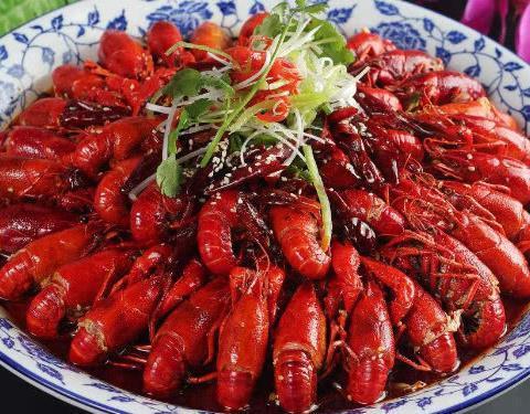 烧烤|医生从来不吃这四种食物,建议群众也不要吃,这对他们的健康不好