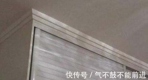 安装|安装衣柜时,老木工让我在柜顶上加这个玩意,装完才知好处大