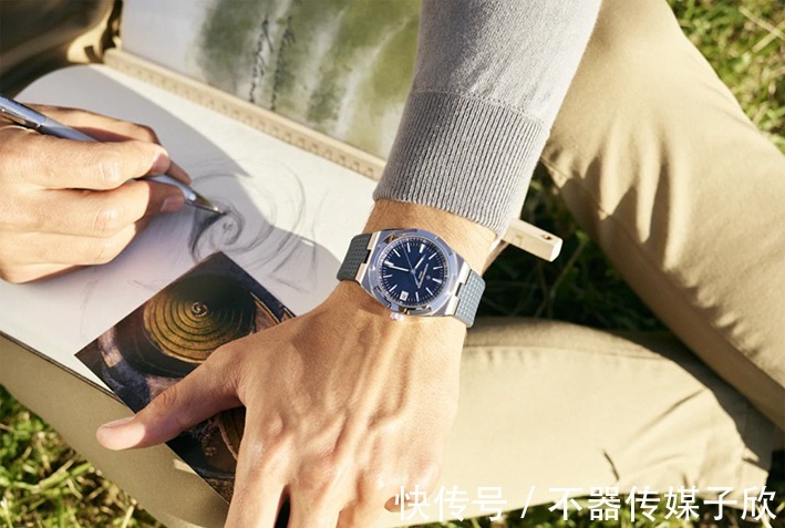 机芯|大海的颜色！三款经得起时间考量的腕表盘点，日常通勤戴也很帅
