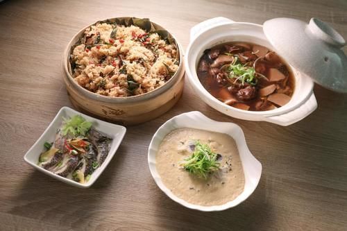 茶油|晚餐“三菜一汤”包种茶油饭咸香唰嘴,高山茶春笋鸡汤爽口不腻