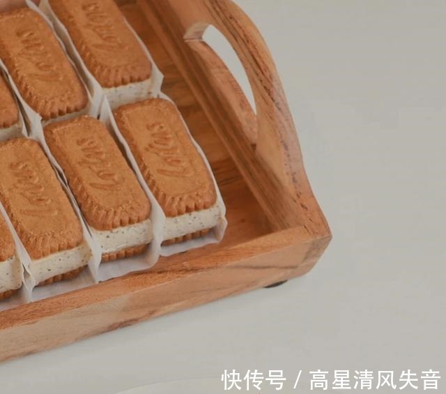 无需烤箱,教你在家复刻,ins超火的红茶焦糖芝士蛋糕!