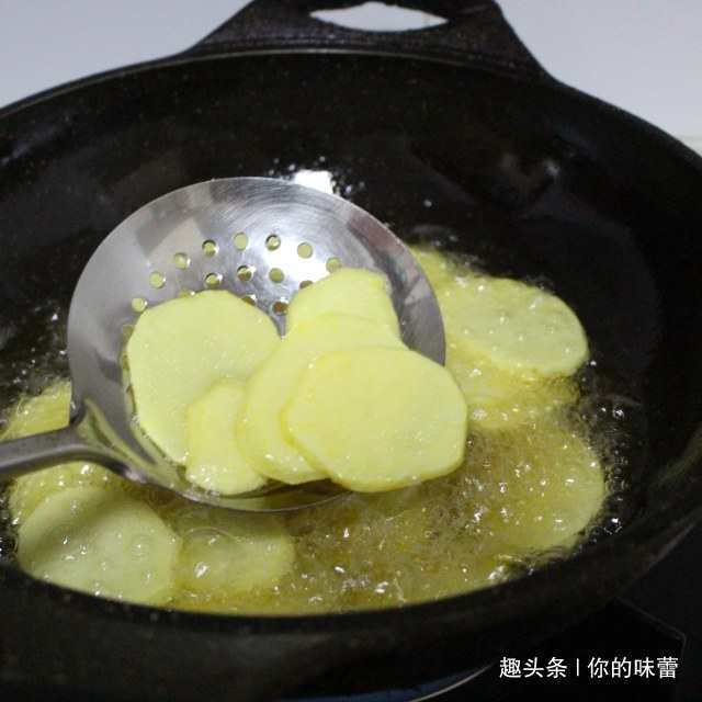 砂锅|干锅土豆片,香辣过瘾,做法简单,好吃到放不下筷子