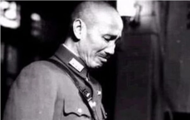 有没有|蒋介石到底有没有军事水平?20年后,李宗仁说出“答案”