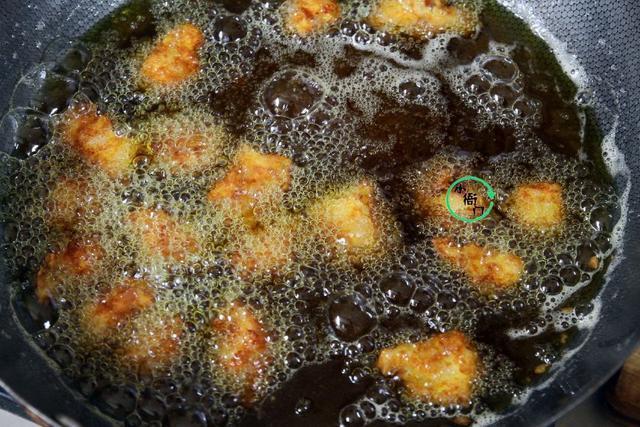 孩子最爱吃的鸡米花，不要再买了，这样做肉多味美，健康又放心！