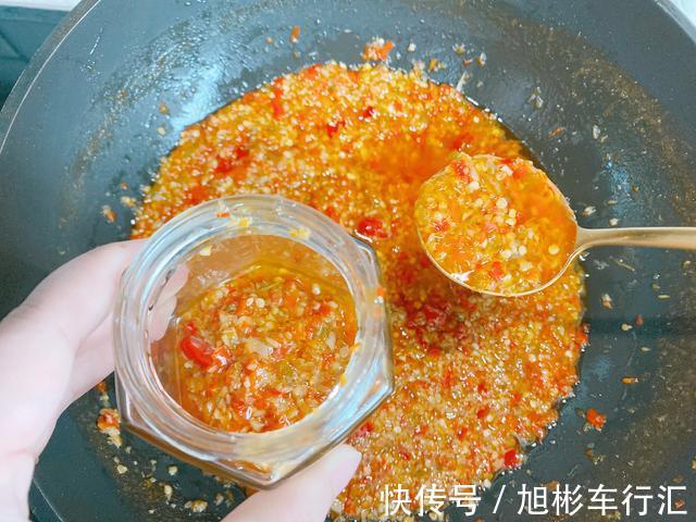 辣椒|自制蒜蓉辣椒酱,掌握3点,不长白花耐保存,蒜香浓郁拌啥都香